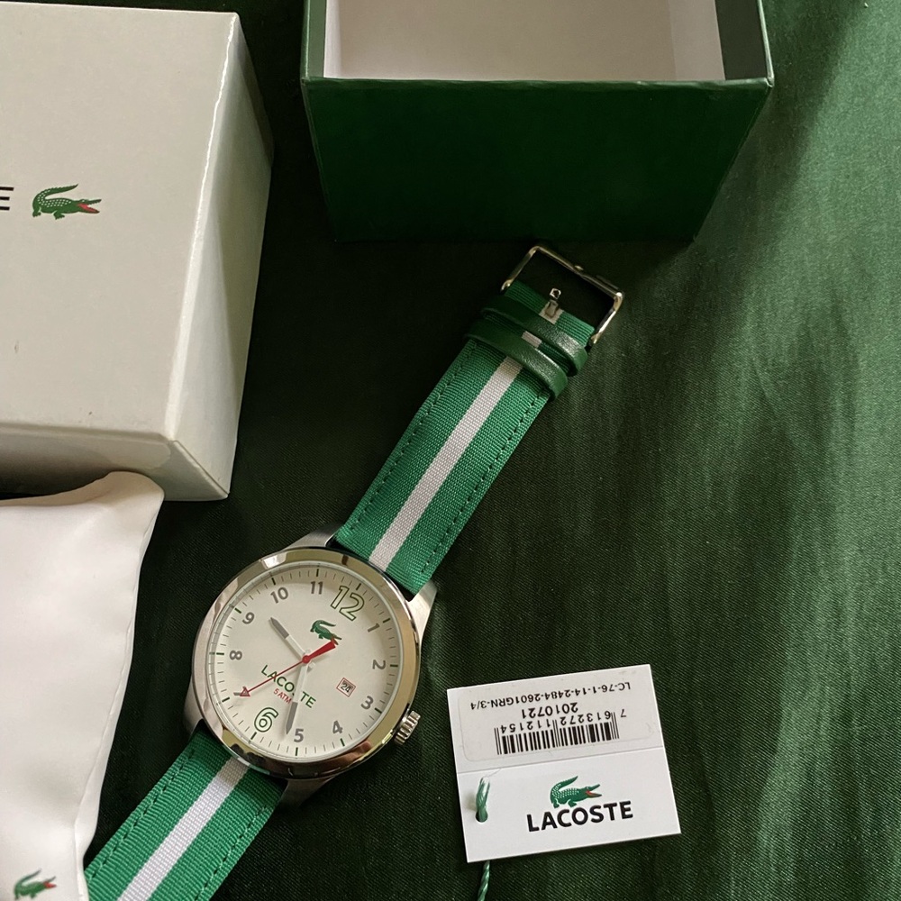 Lacoste Watch - Picture 13 of 16